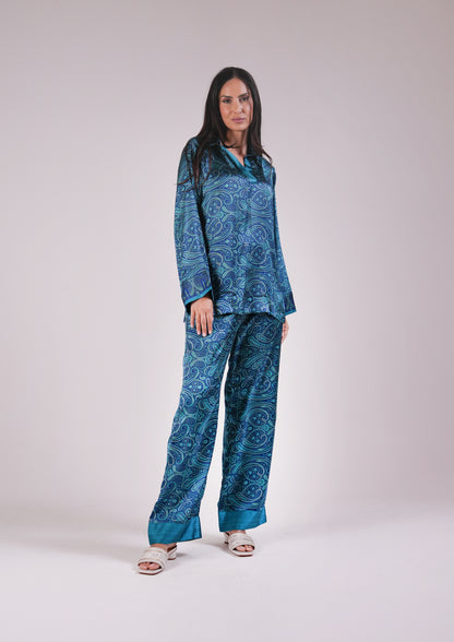 Soleia Silk Modest Set in Sapphire Blue
