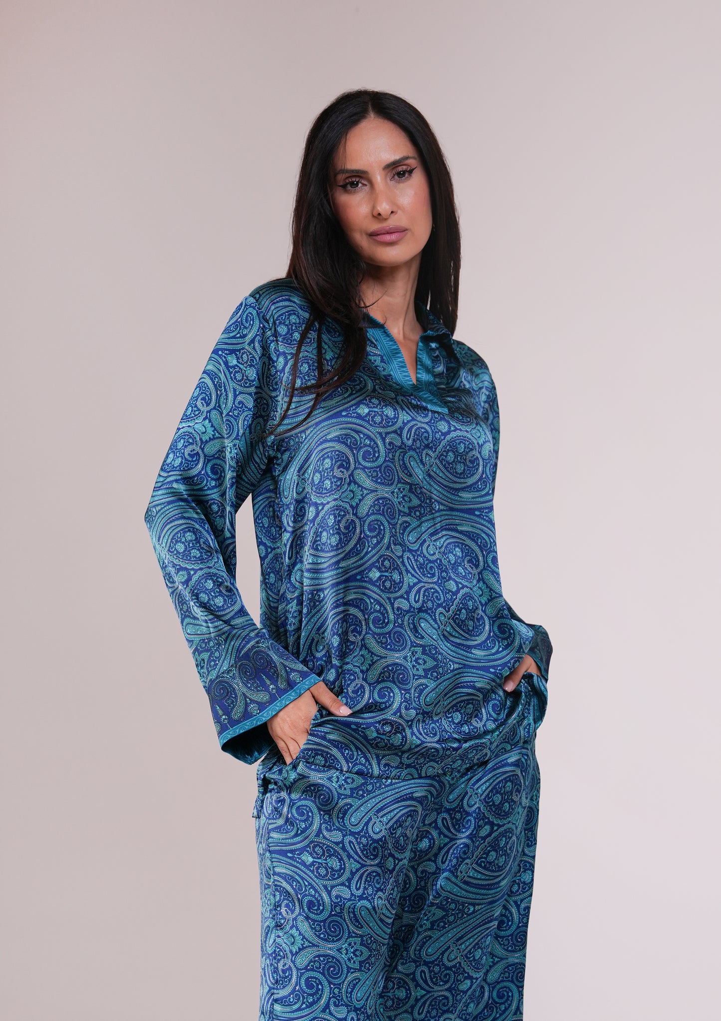 Soleia Silk Modest Set in Sapphire Blue