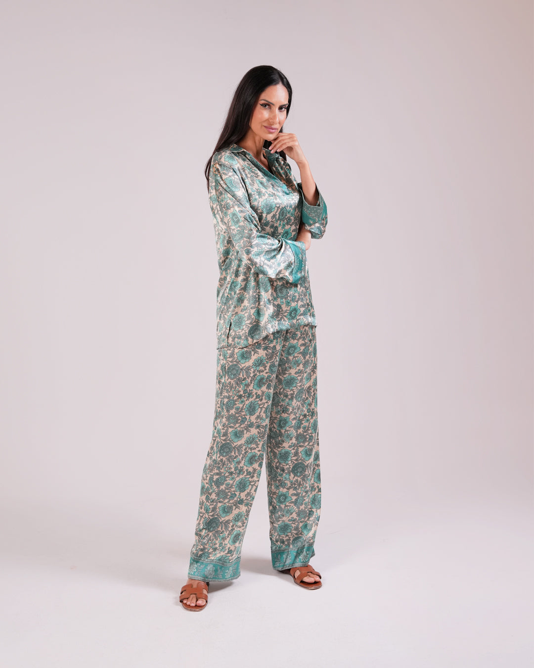Soleia Silk Modest Set in Tiffany