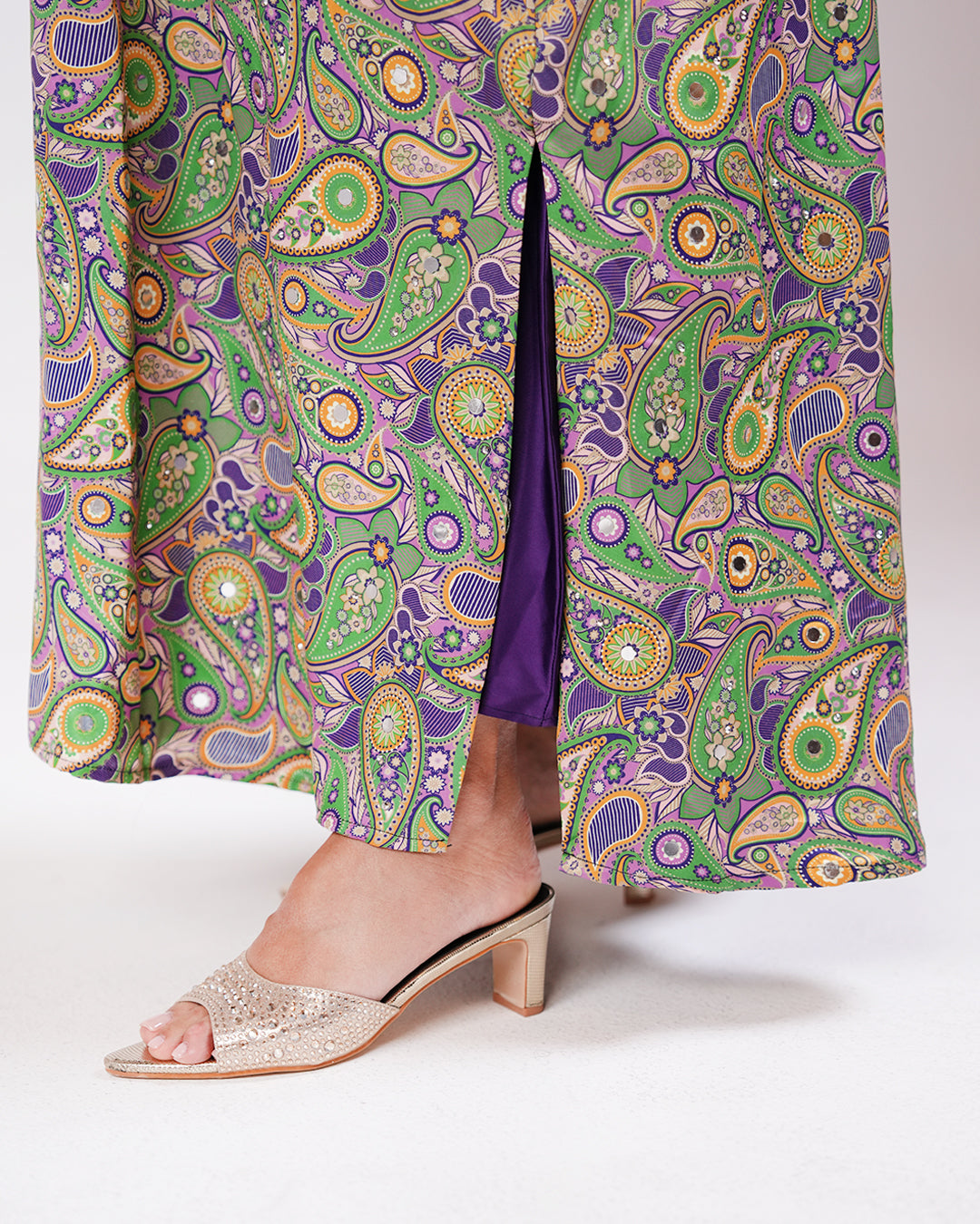 Casmira Abaya Set in Purple & Green
